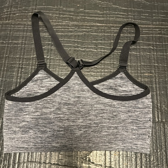 Ryka gray and black sports bra size small great condition - Picture 2 of 6